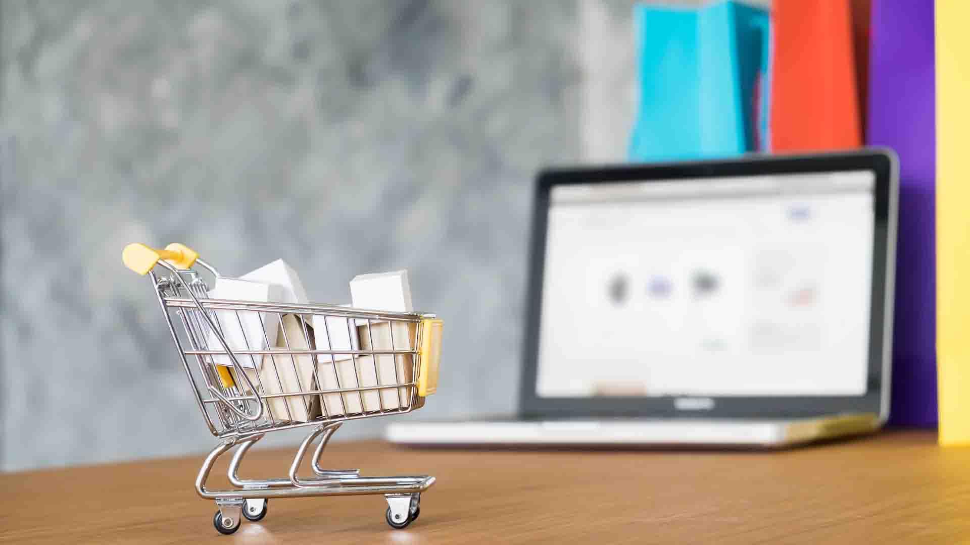 Order Management & Tracking